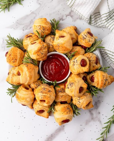 Roundup image for Easy Potluck Ideas for a Crowd (Cheap + Simple)
