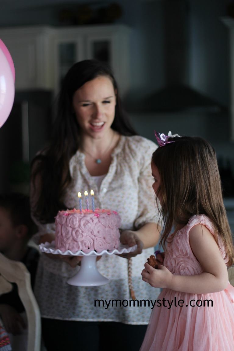 birthday party, pink, mymommystyle, rosette cake