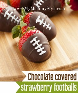 football-chocolate-covered-strawberries-superbowl-food-snacks-ideas-desserts-appetizers-featured-images