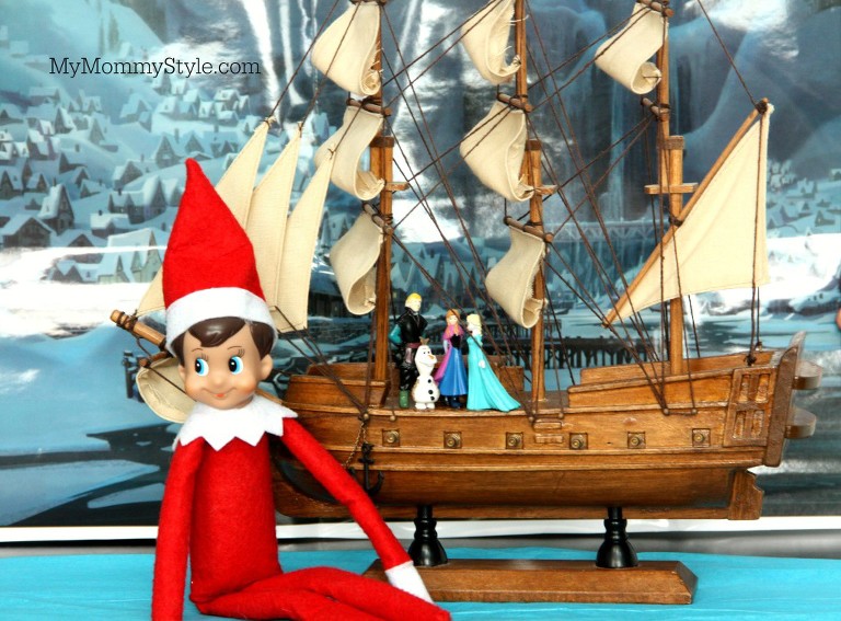 Elf on the shelf sailing around Arendell