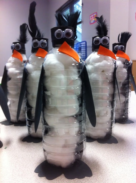 recycled art project penguins from water bottles. 