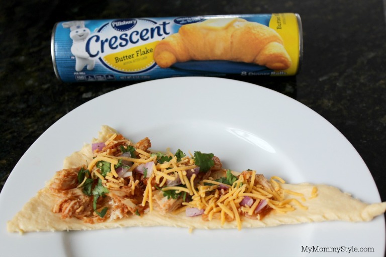BBQ chicken pizza dippers, pillsbury, appetizers, football, holiday appetizers, mymommystyle, crescent
