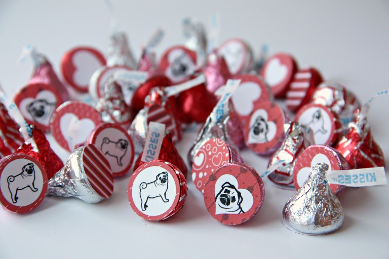 pug valentines with free printables for hershey's kisses and hugs