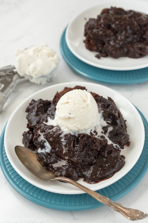 Crockpot Brownie Pudding Topped with Vanilla Ice cream