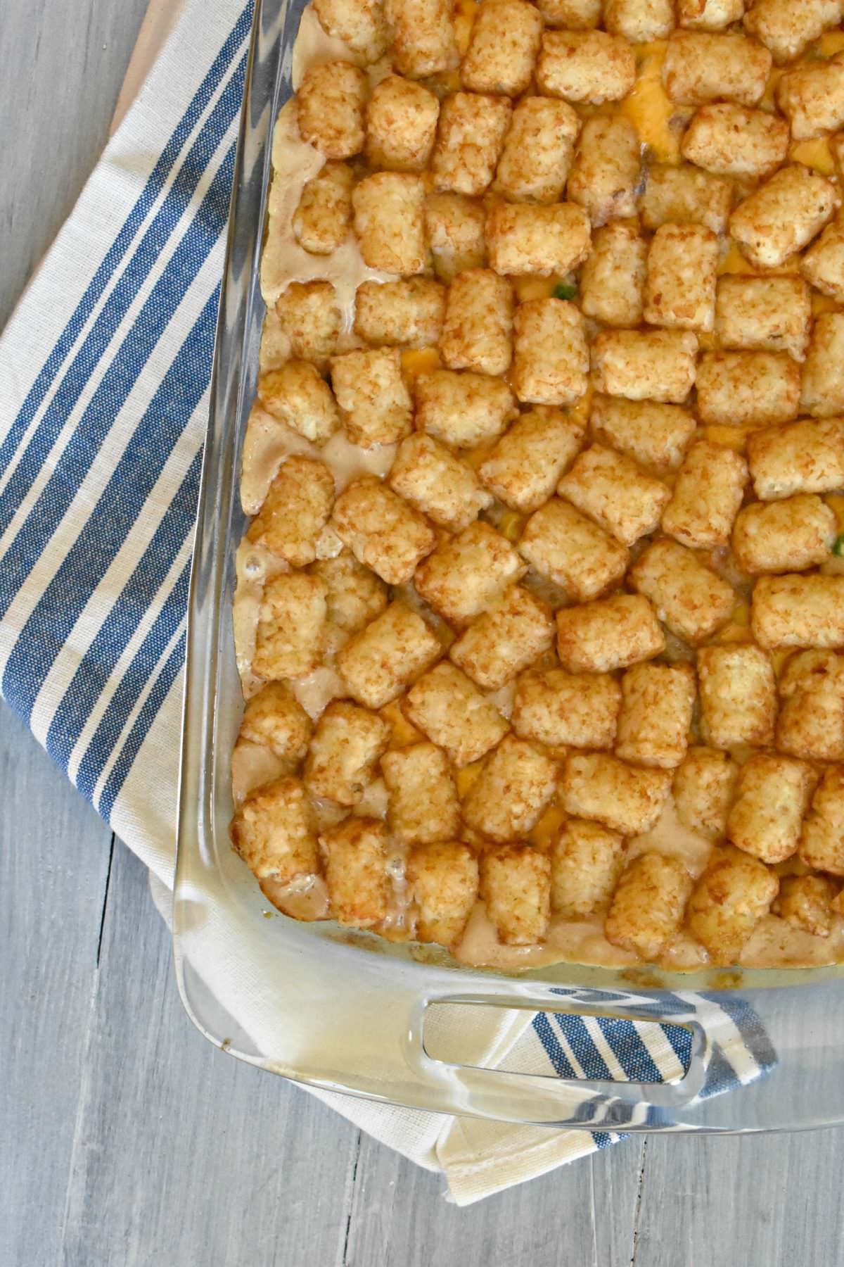 Super easy and Cheesy tater tot casserole - My Mommy Style