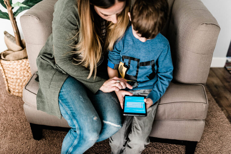 Help kids limit their screen time