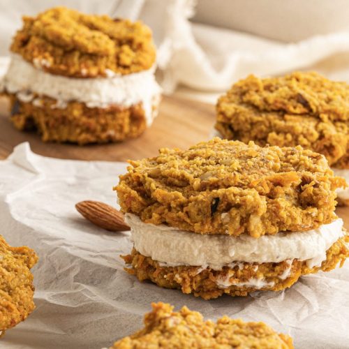 Carrot Cake Whoopie Pies