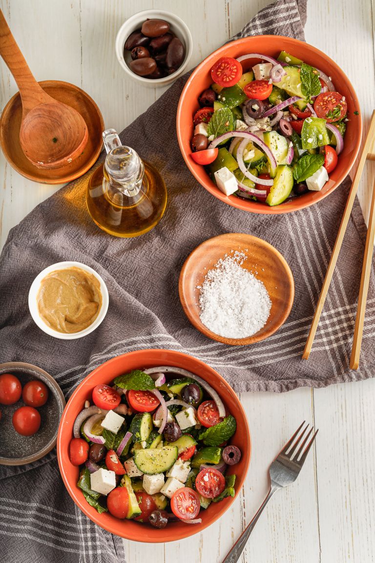 Easy Greek salad recipe