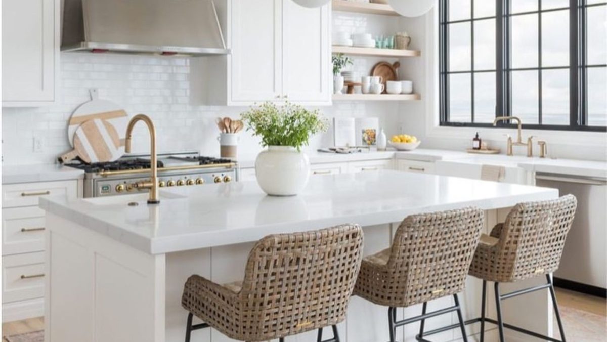 Looking to update your rental without spending a fortune? Our expert tips and tricks will show you how to renovate your space on a budget, from DIY projects to smart shopping strategies. Discover how to give your rental a fresh new look without breaking the bank.