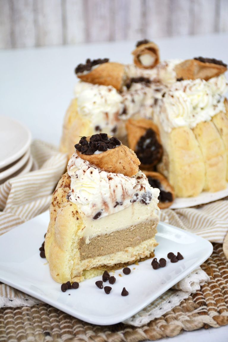 Tiramisu Cannoli Cheesecake