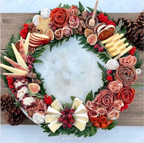 charcuterie board shapes christmas wreath