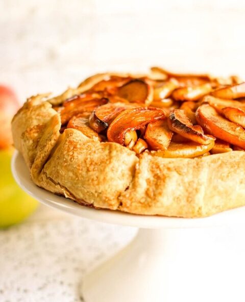 Roundup Image for Apple Dessert Recipes 