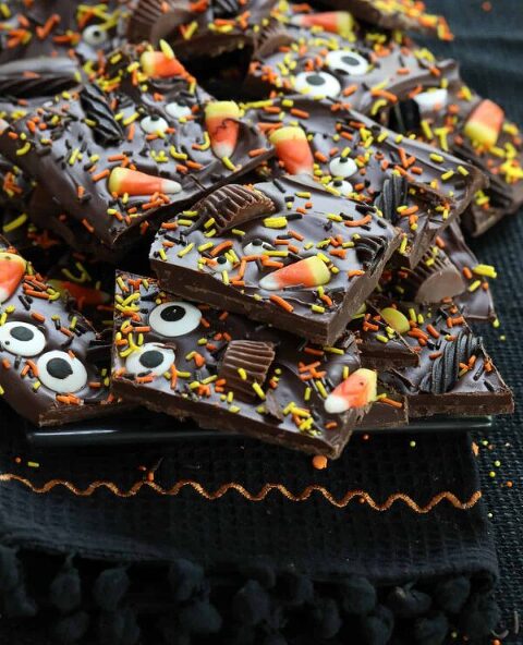 Roundup Image for Halloween Party Food Ideas 