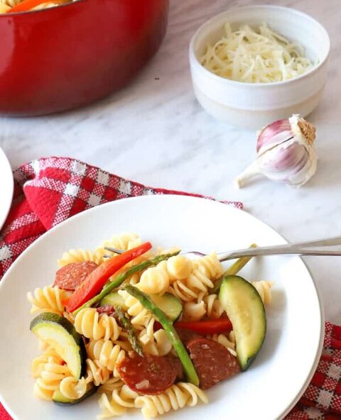 Roundup Image for Easy Weeknight Dinner Recipes 