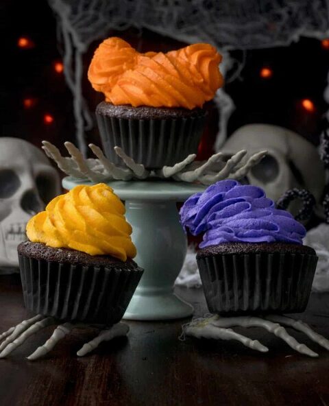 Roundup Image for Halloween Cupcake Recipes 