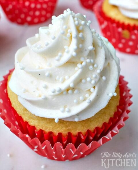 Roundup Image for Valentine Cupcakes 