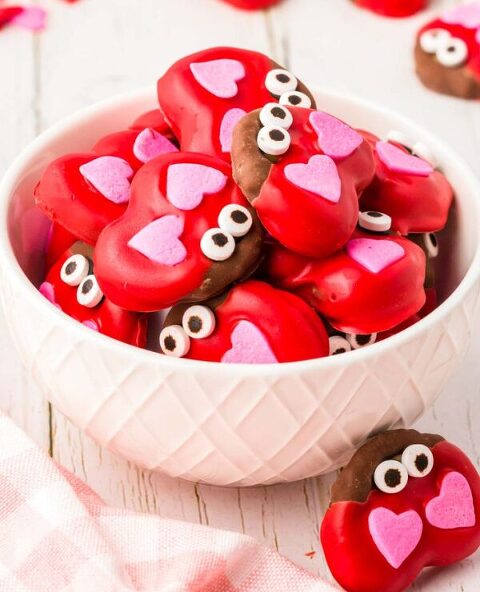 Roundup Image for Valentine Snack Ideas