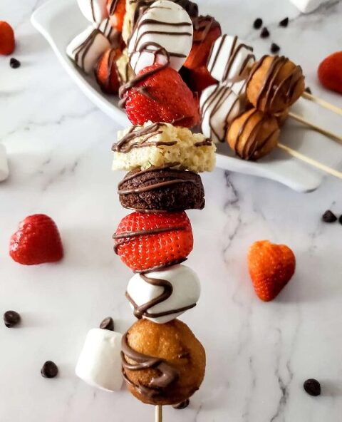 Roundup Image for Healthy Valentine Snacks

