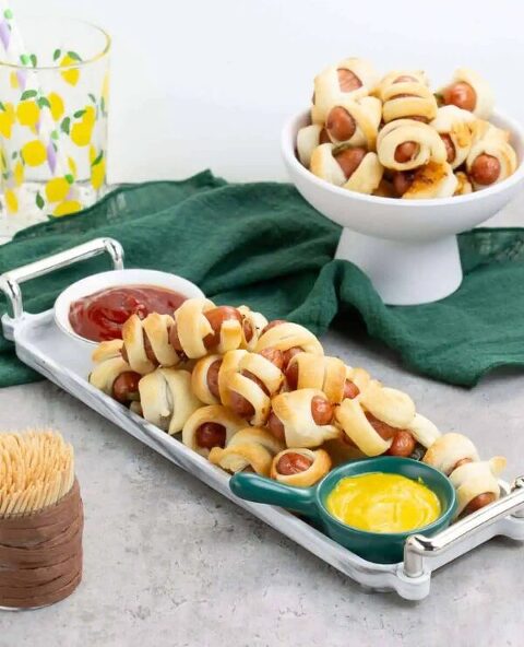 Roundup image for Easy Appetizers for a Crowd (That Won’t Stress You Out)
